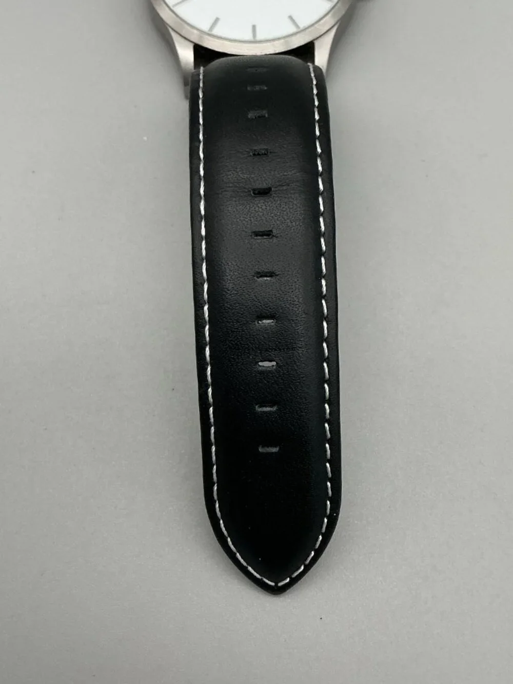 MVMT Classic Men Watch 45mm Stainless White Dial Black Leather New Battery